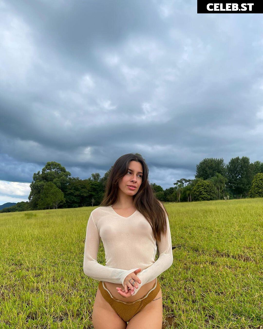 Fernanda Mota Farhat Image 2694203