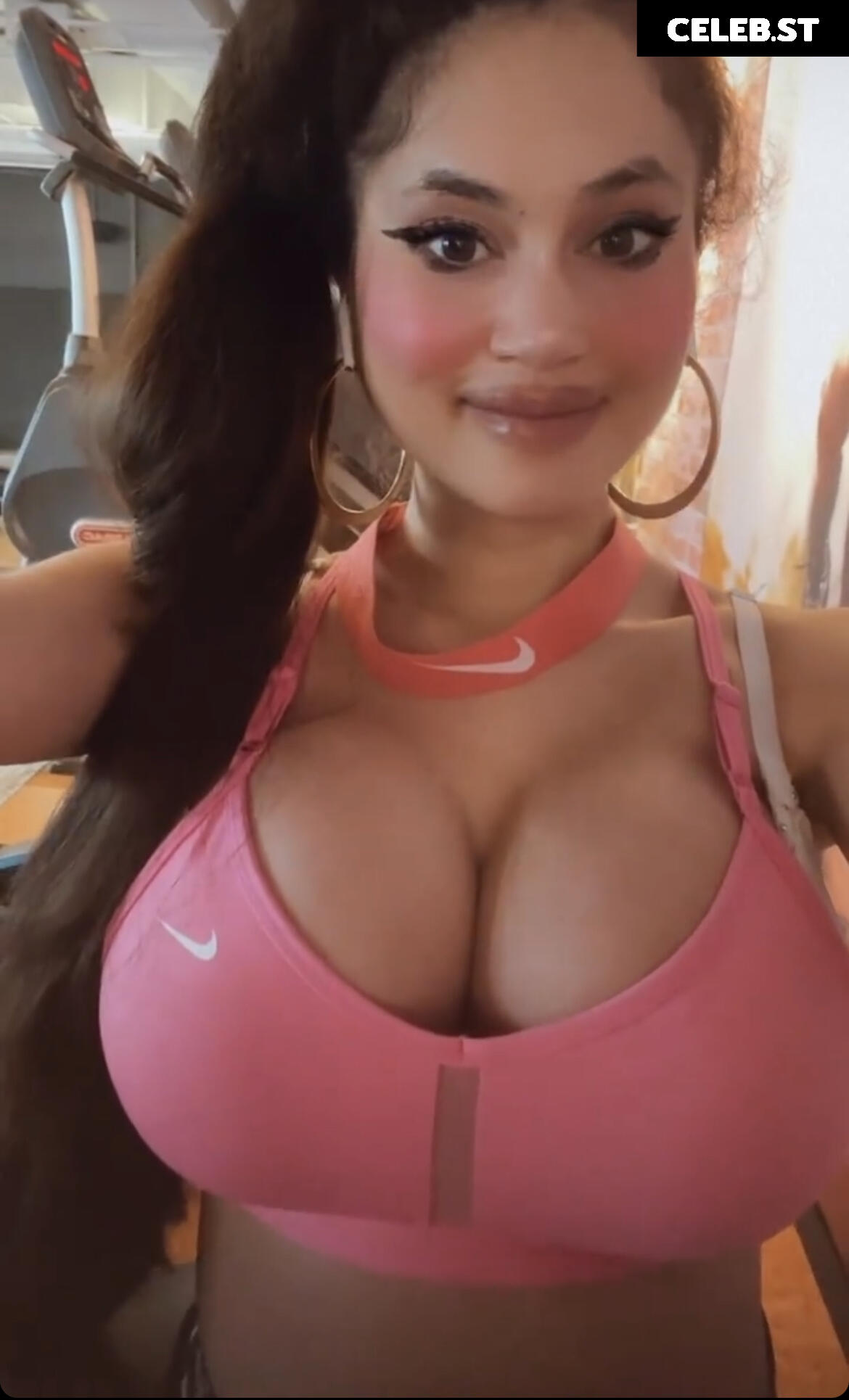 F3ckdolllucy Image 2693580
