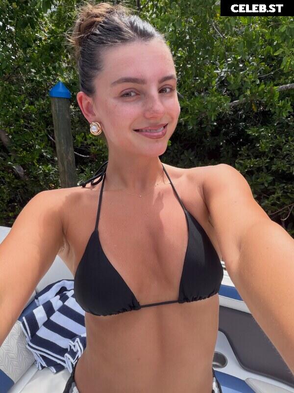 sav - savannah_demers - savannahraedemers Image 26932289