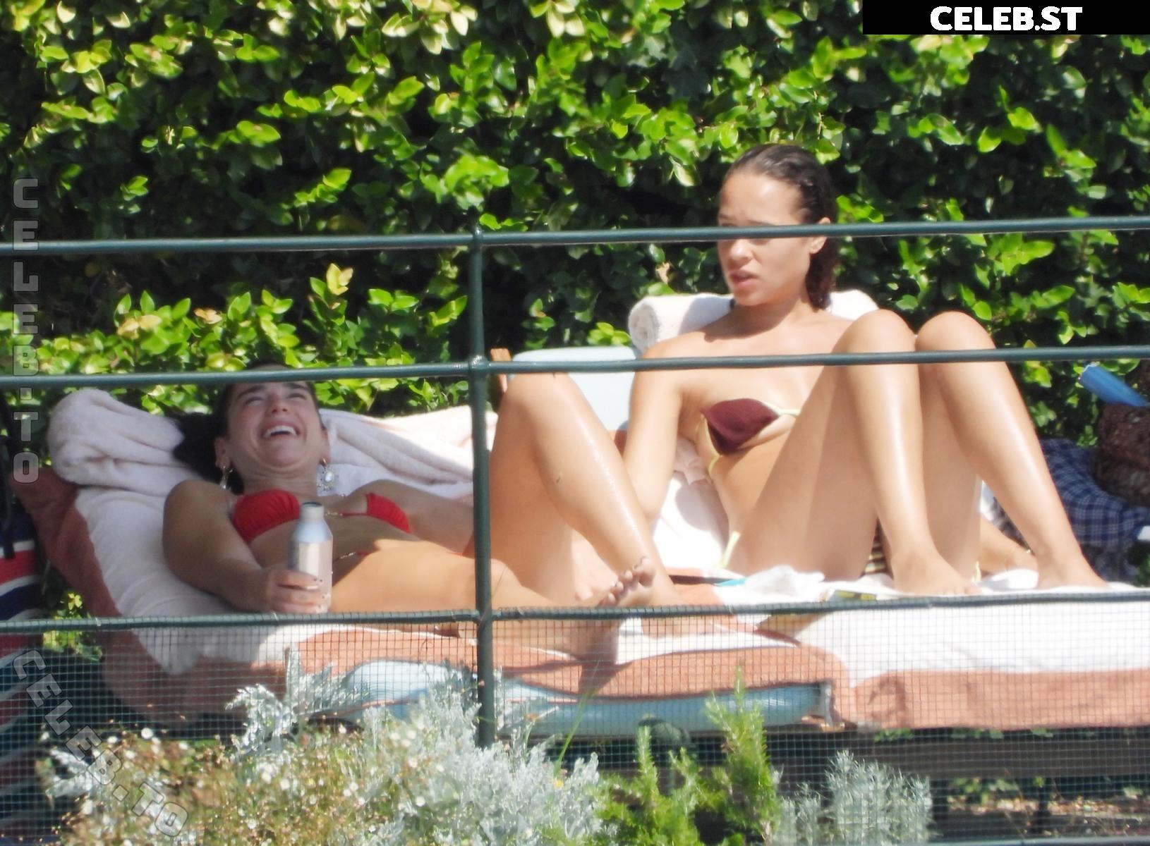 Dua Lipa Image 26905113