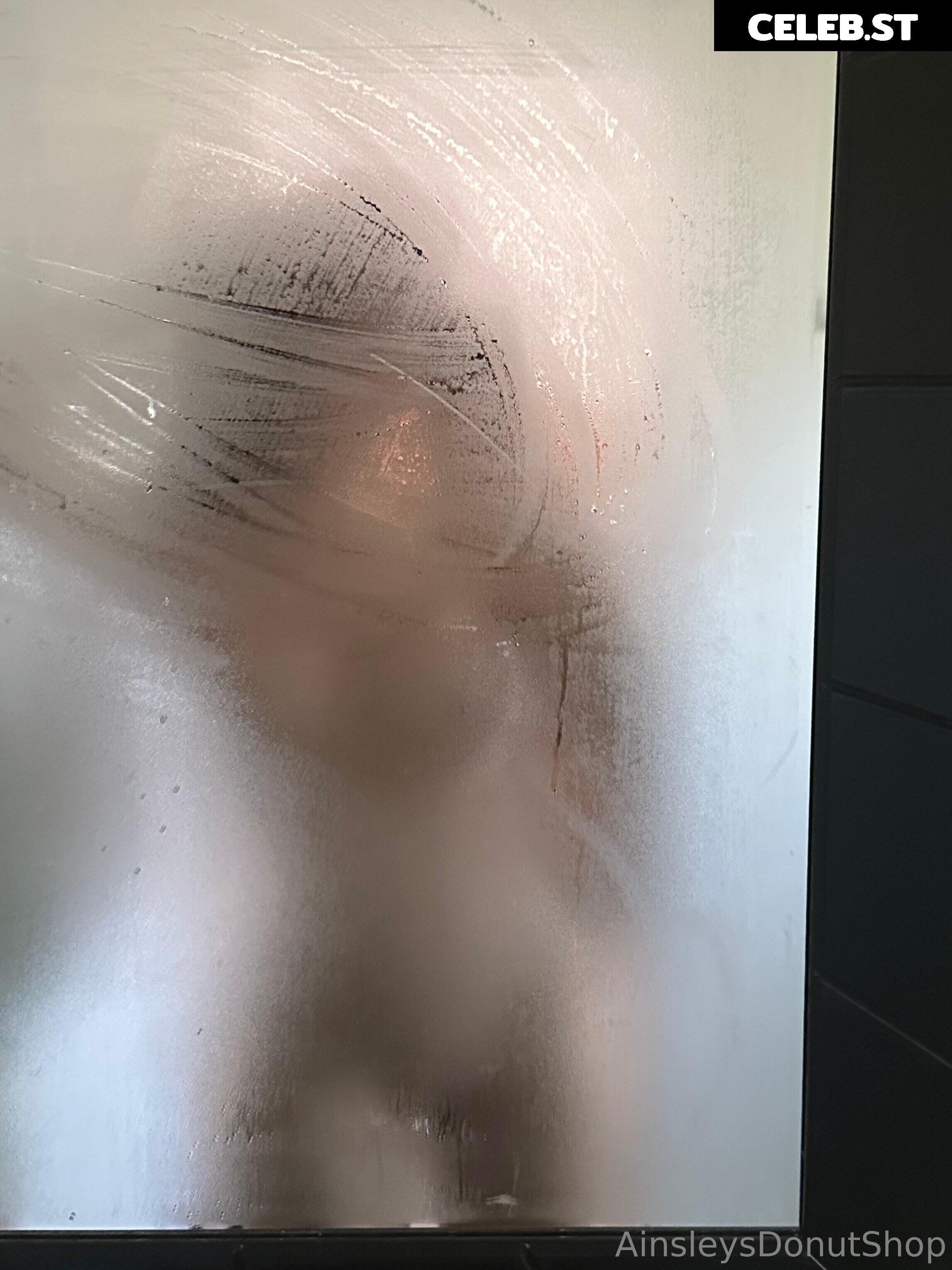 Ainsley Rae Image 26847717