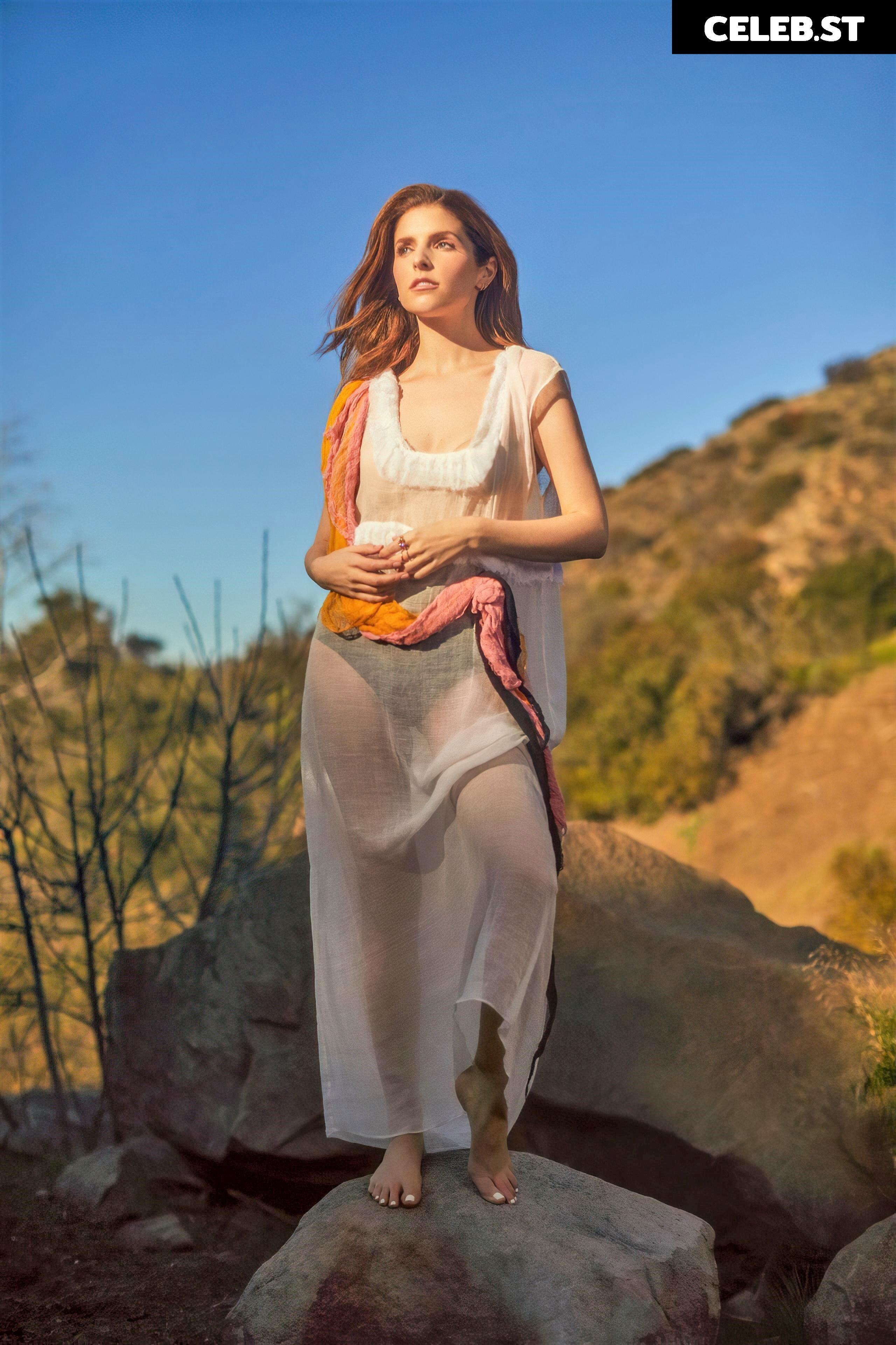 Anna Kendrick Image 2682347