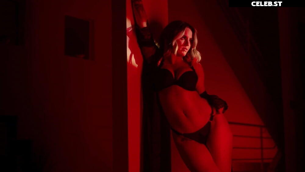 Joanna Levesque Image 2689472