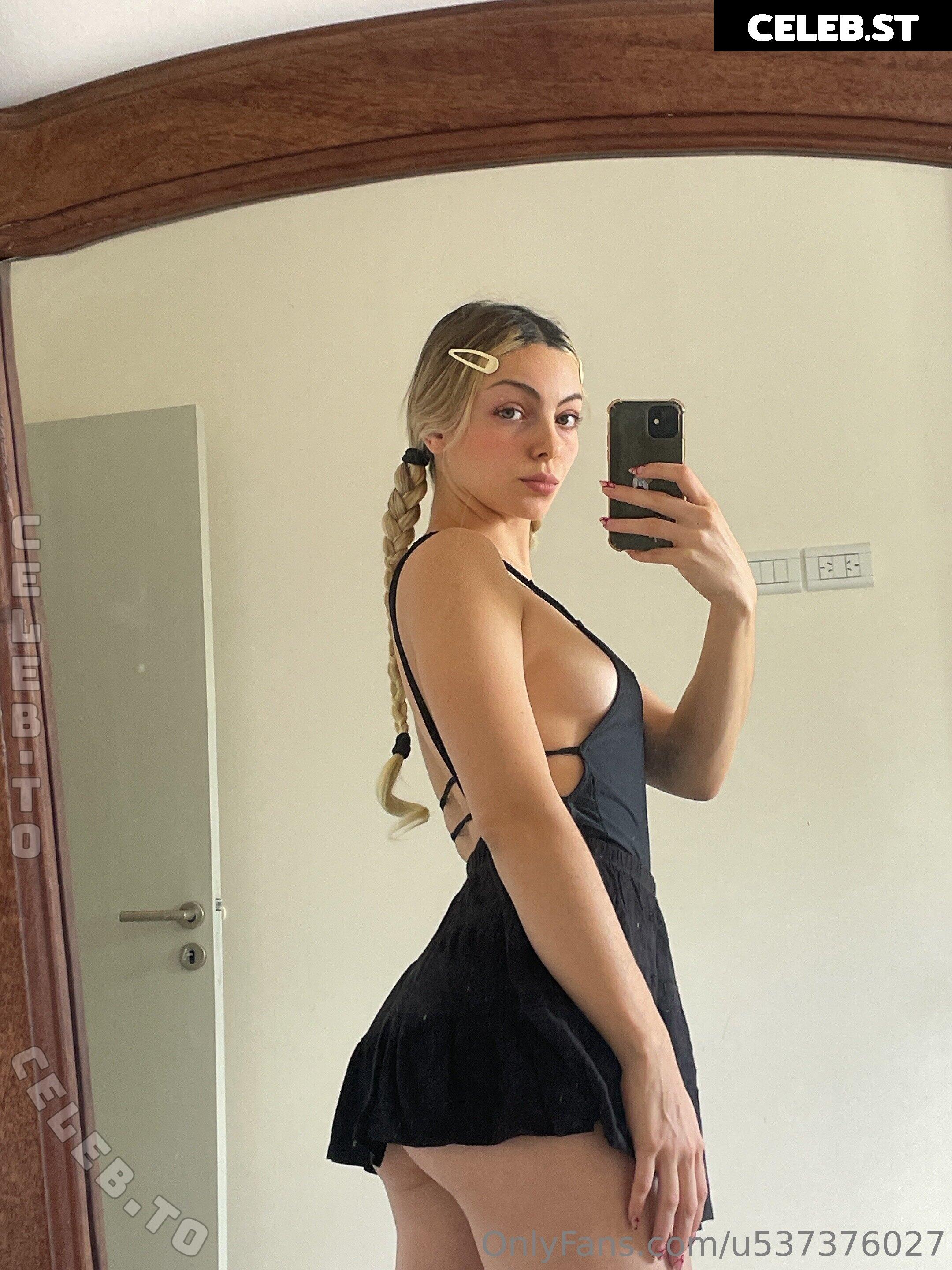 annasofiaaaa Image 26894172