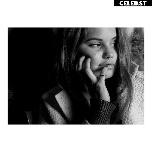 Debby Ryan Image 2689017