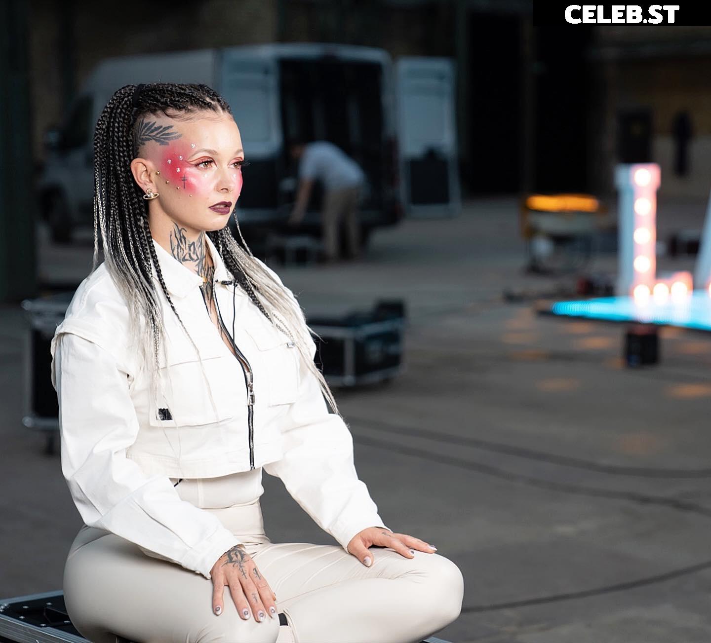 Edith Stehfest Image 2689316