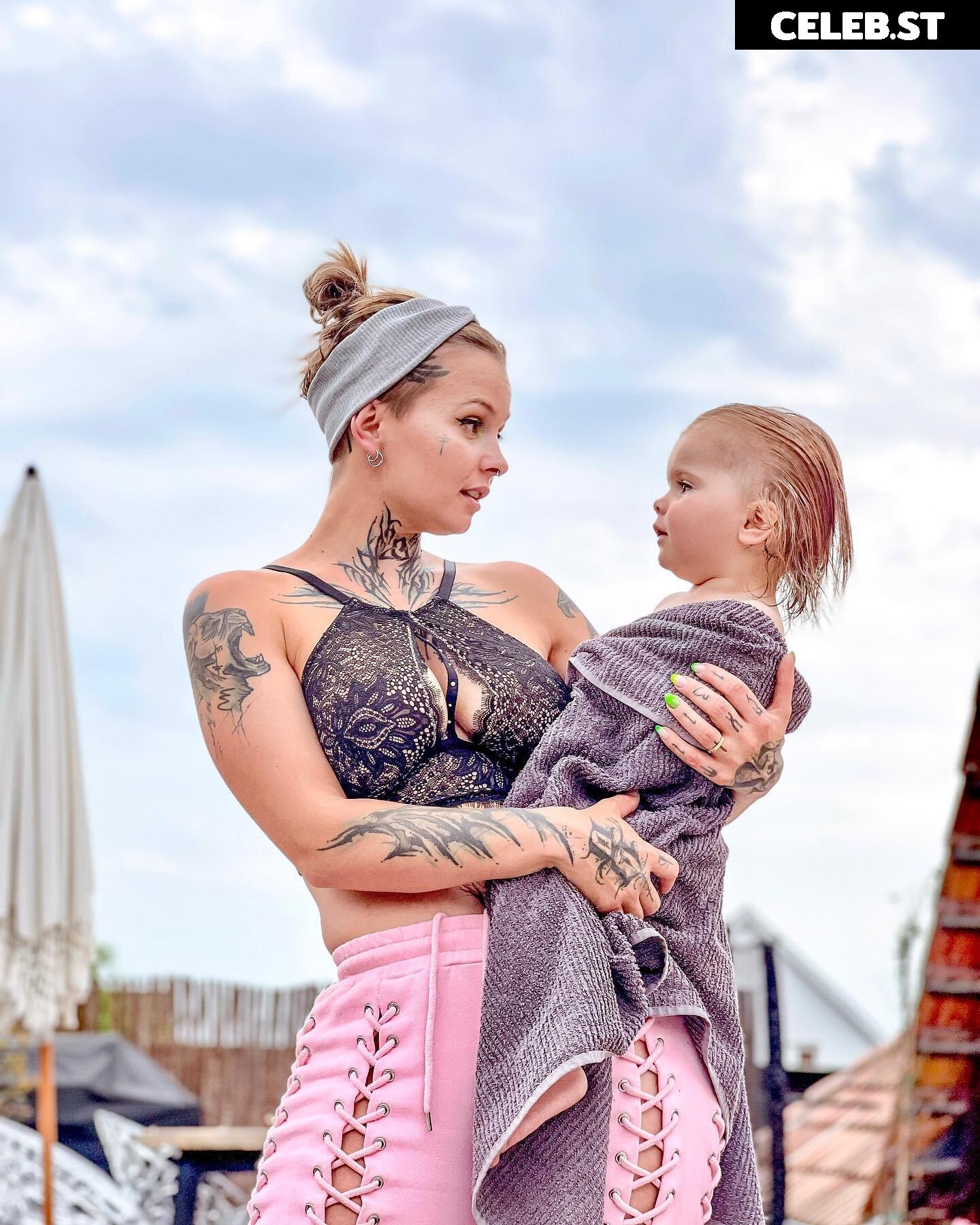 Edith Stehfest Image 2689332