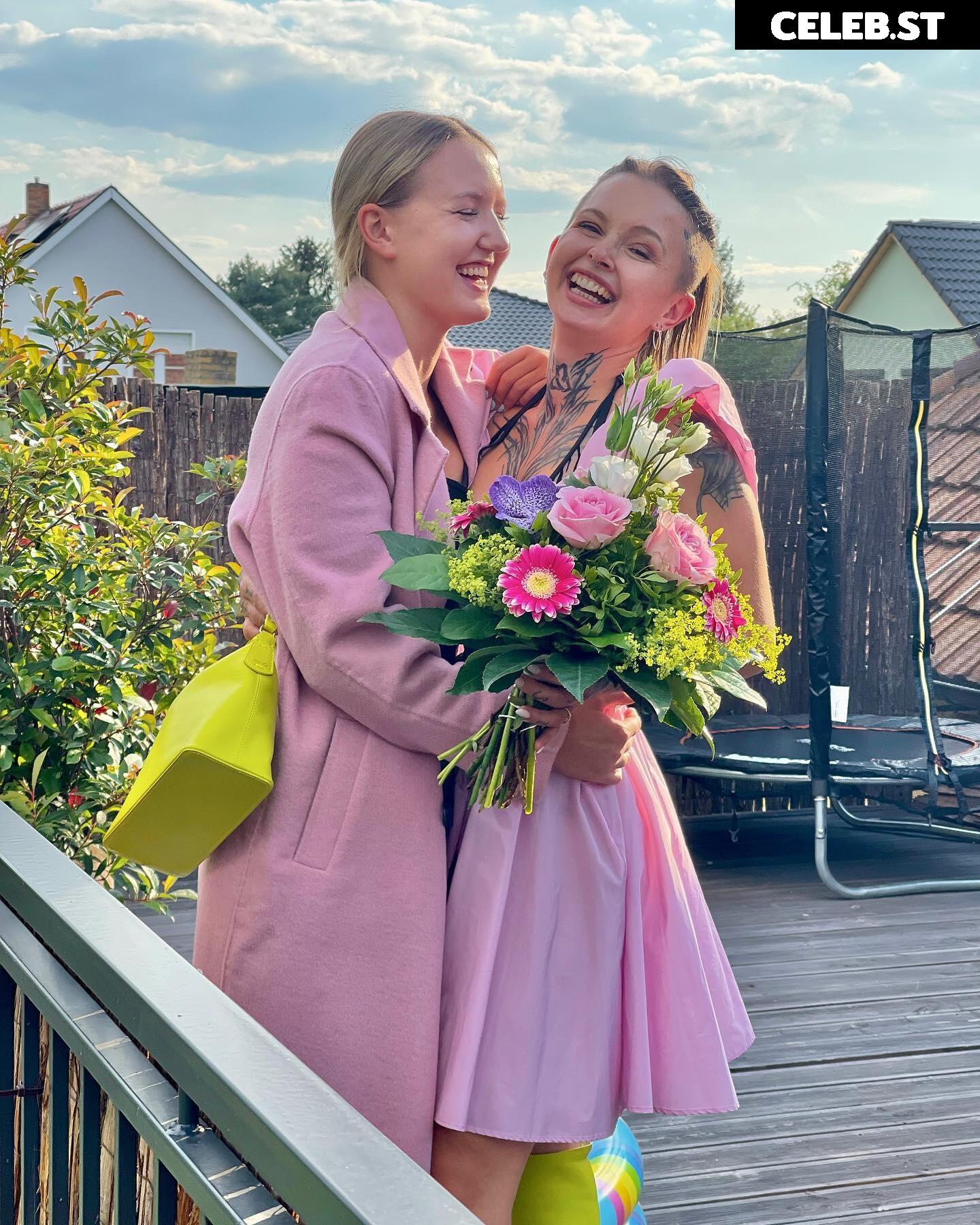 Edith Stehfest Image 2689337