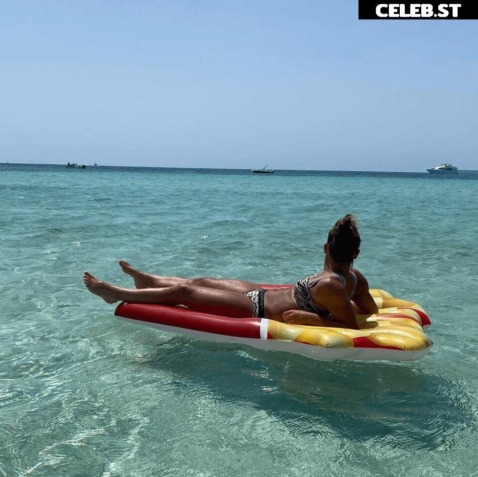 Lena Oberdorf Image 2689233