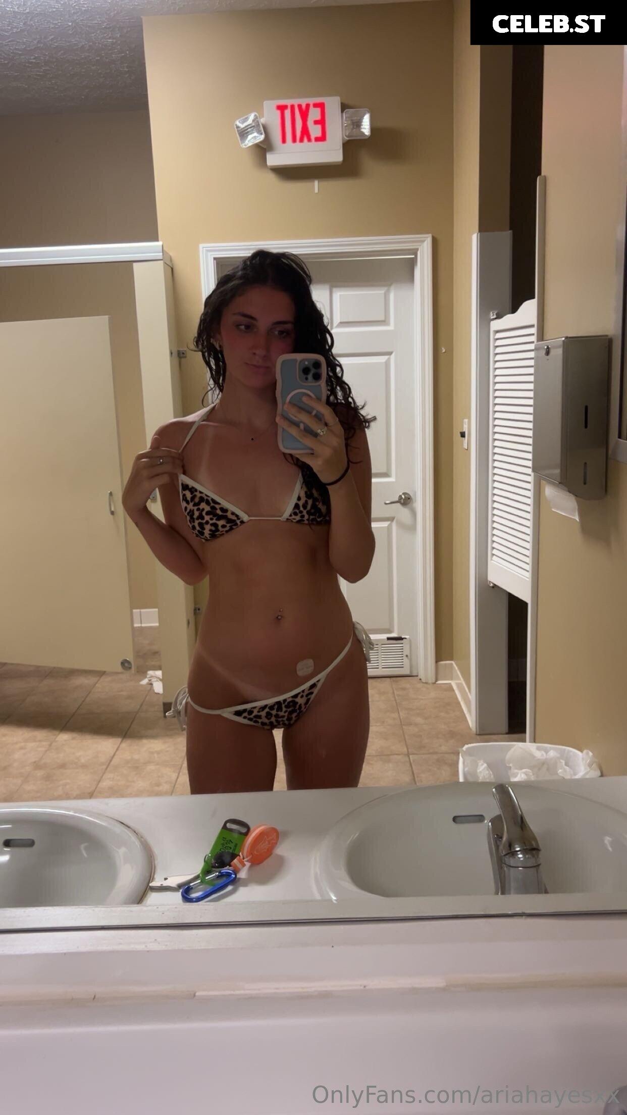 ariahayesxx Image 26610276