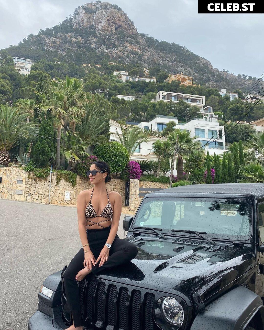 Gizem Emre Image 2663432