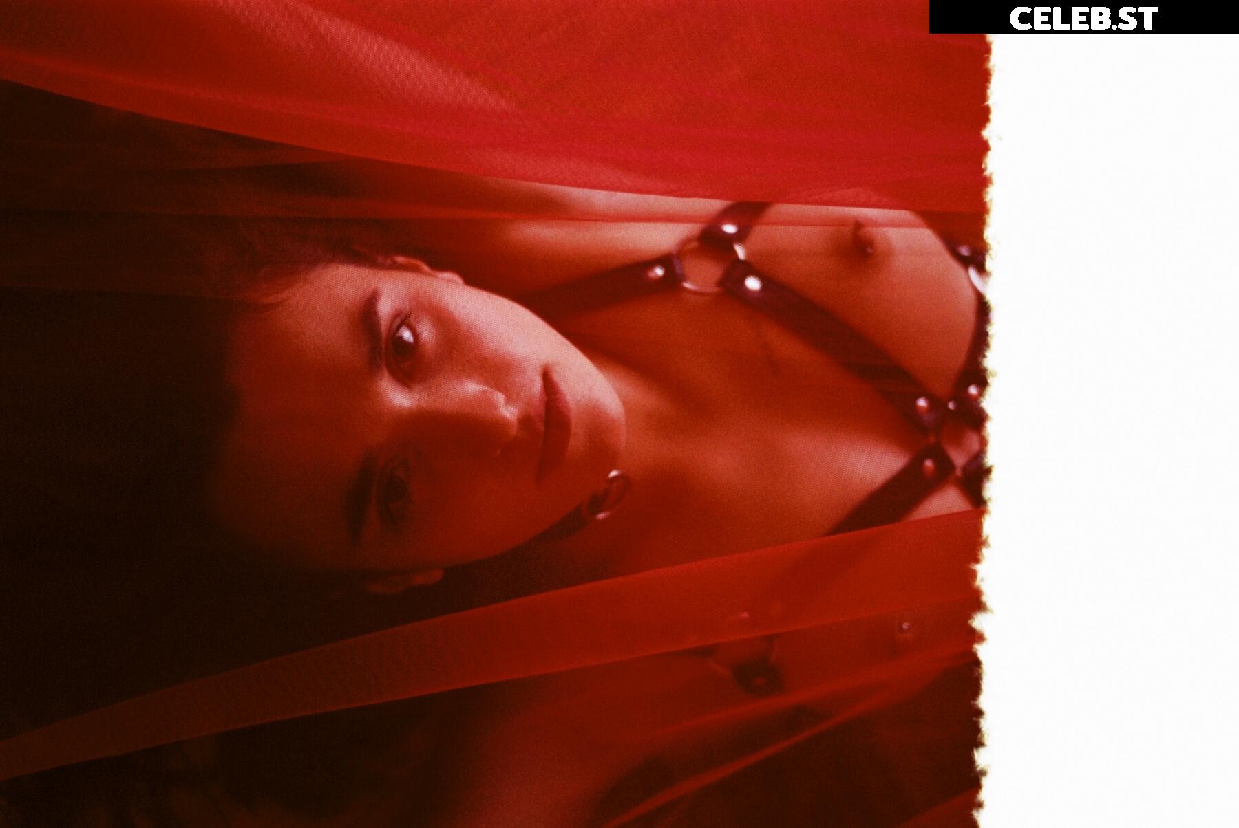 Polina Image 2669598