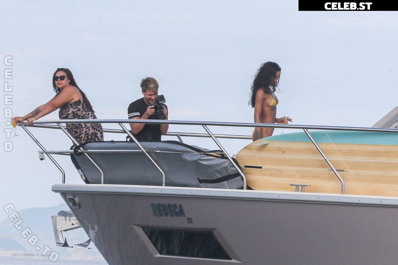 Rihanna Image 26559640