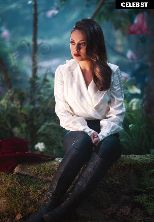 Mila Kunis Image 2655933