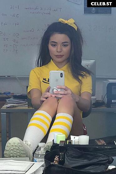 Miranda Cosgrove Image 2656142