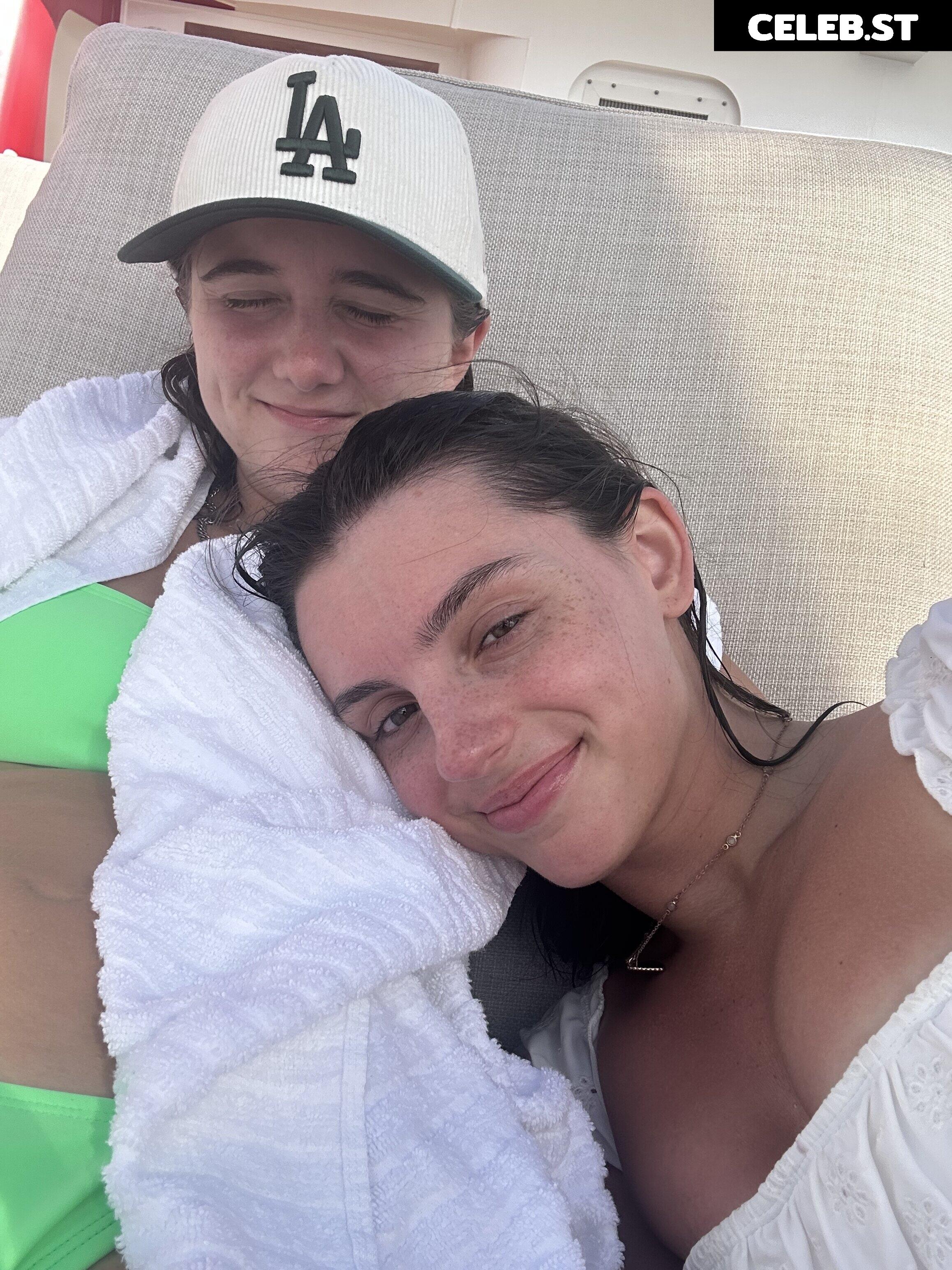 Savannah Demers Image 2656300