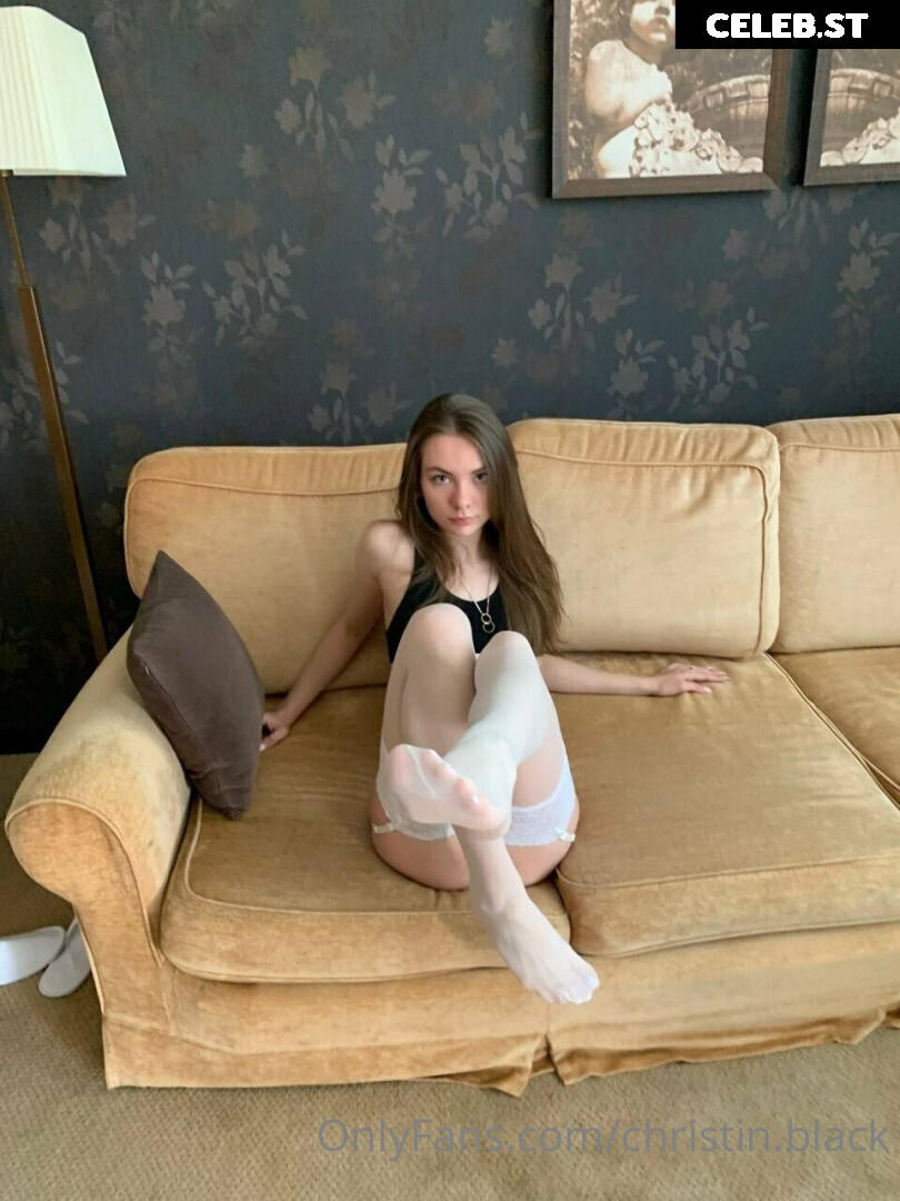 Christin.Black Image 2651413