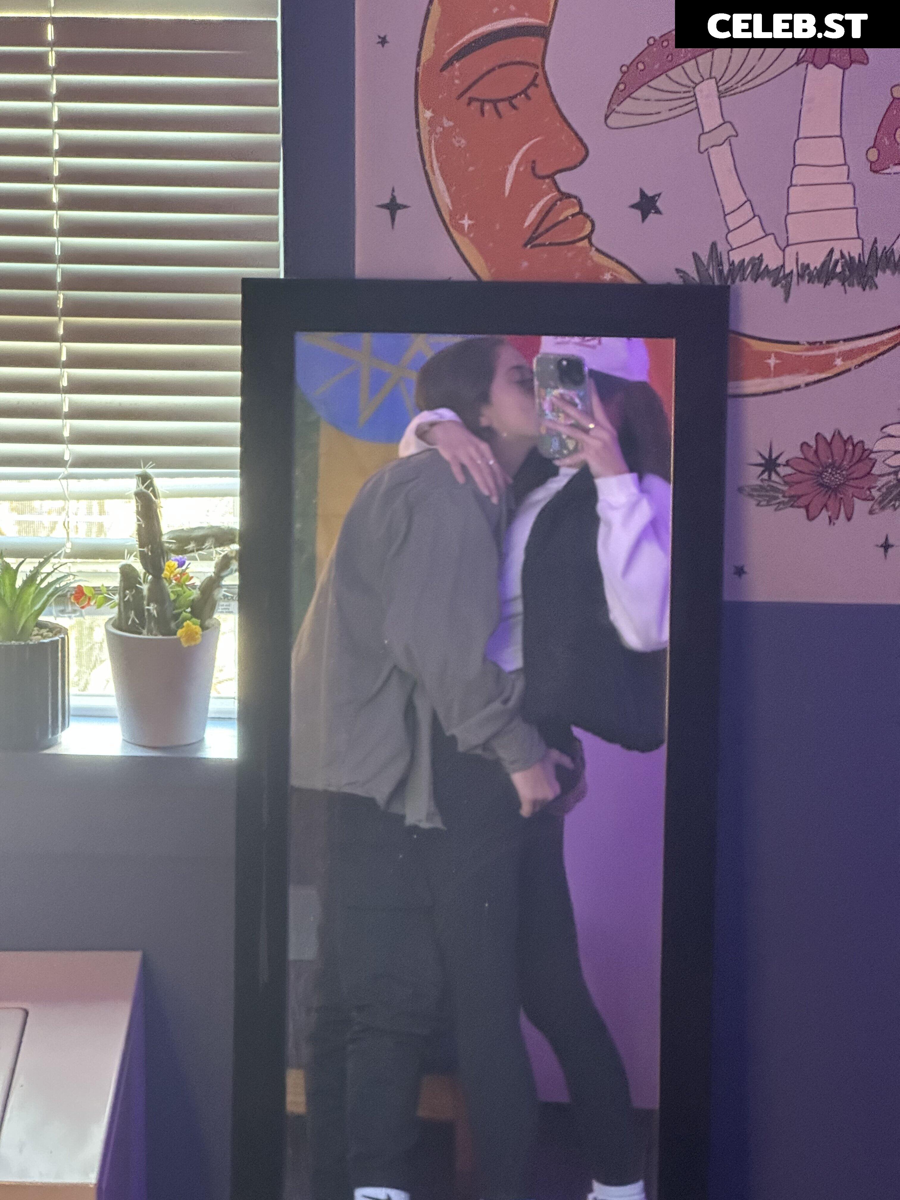 Savannah Demers Image 2651679