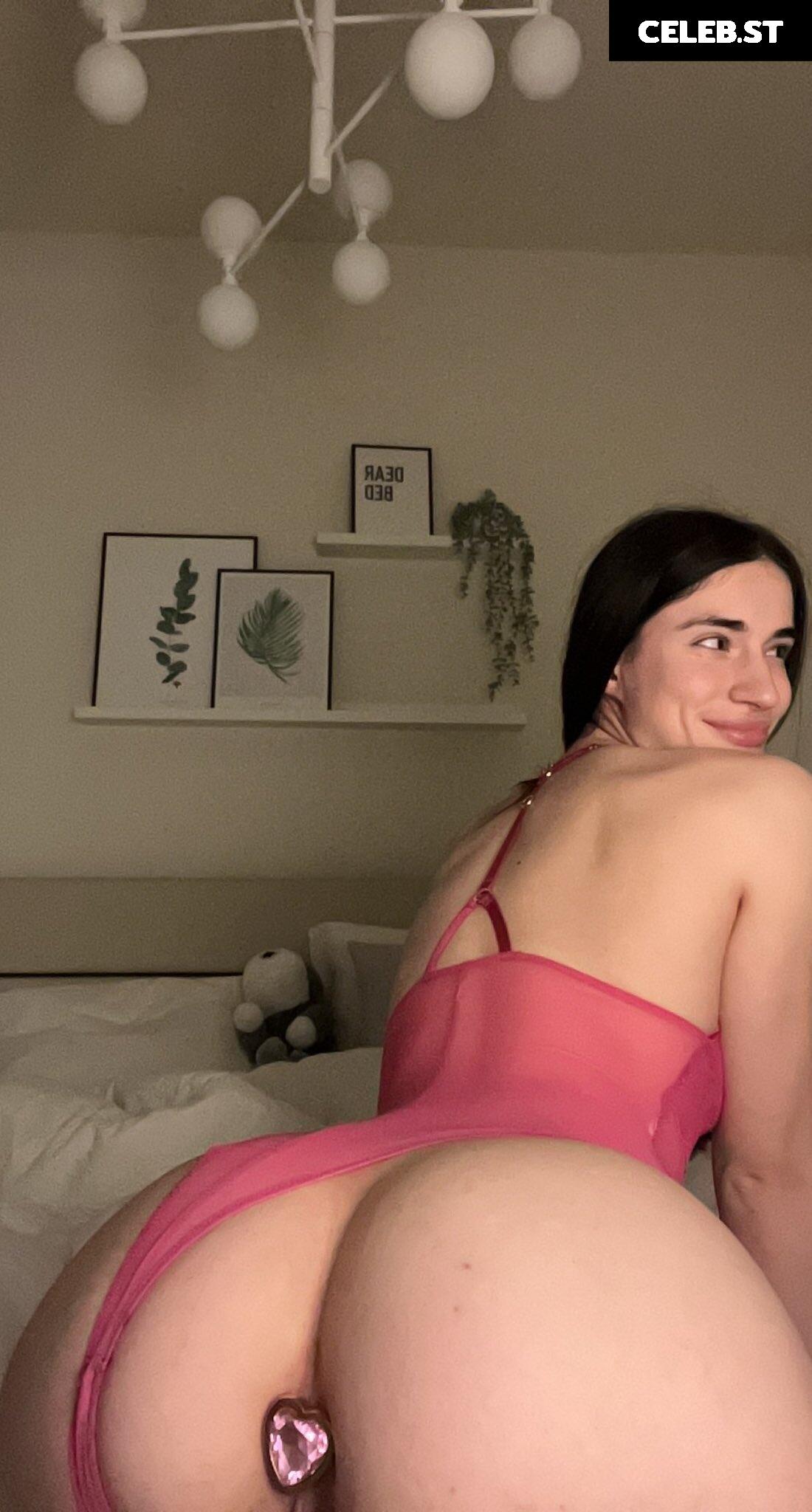 Naya Dickson Image 2651095