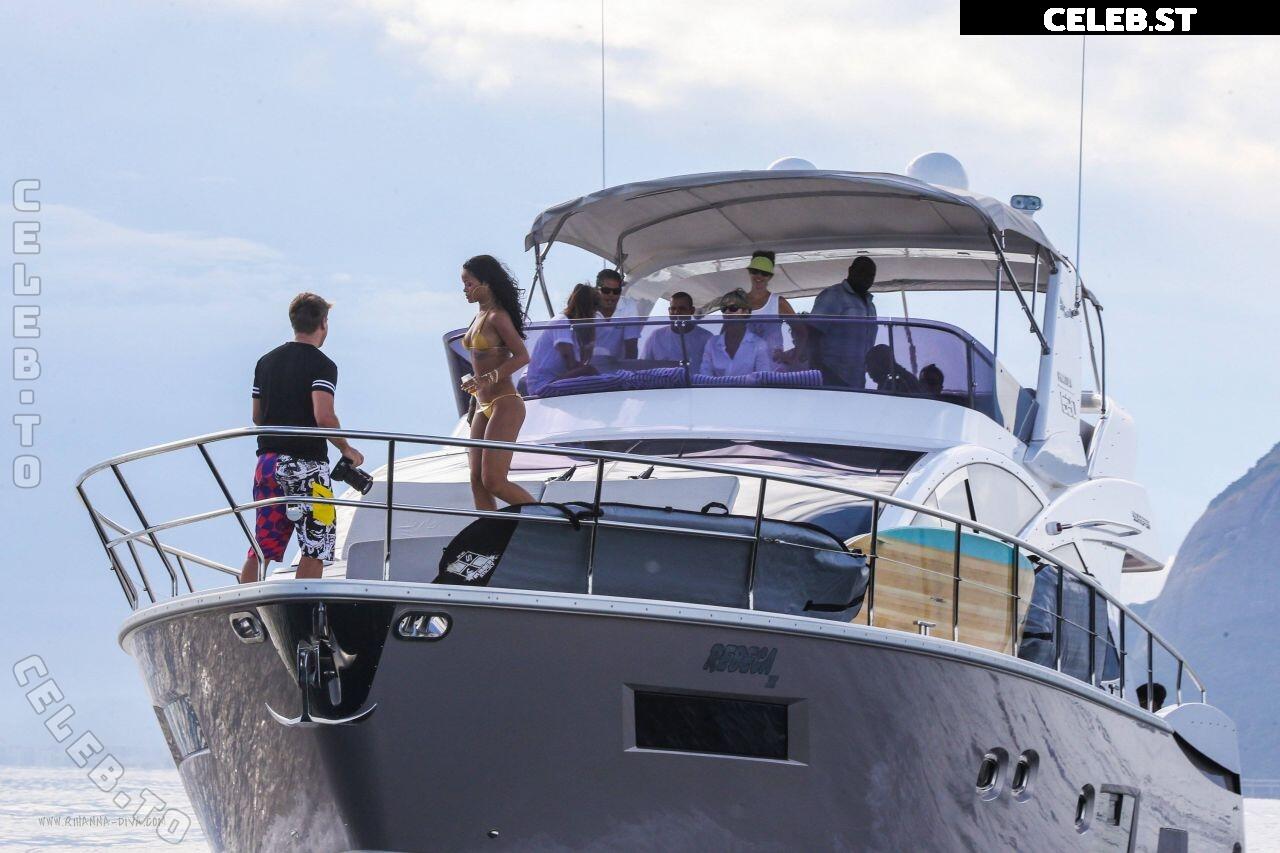 Rihanna Image 26528596