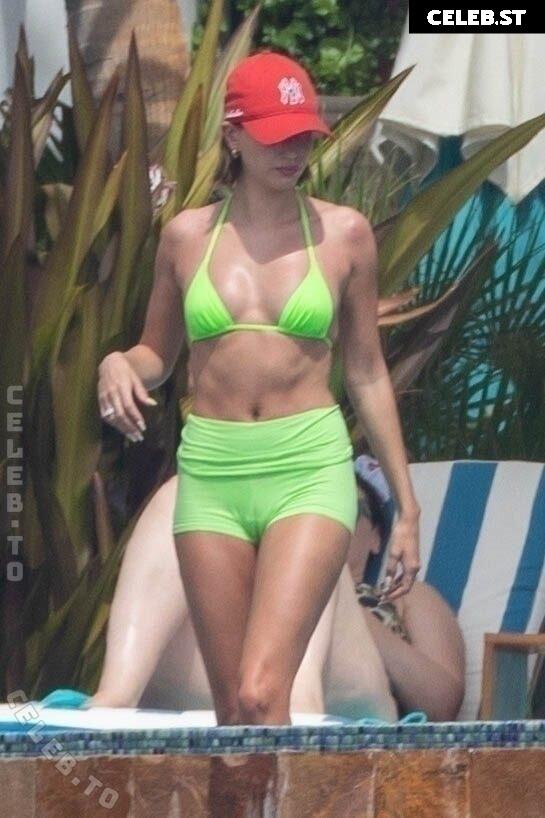 Hailey Bieber Image 26538600