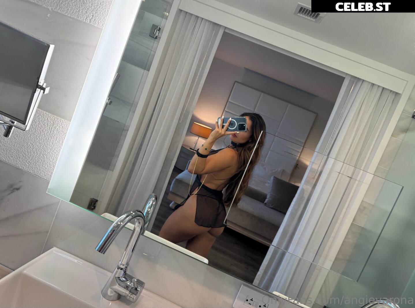 Angie Varona Image 26535183