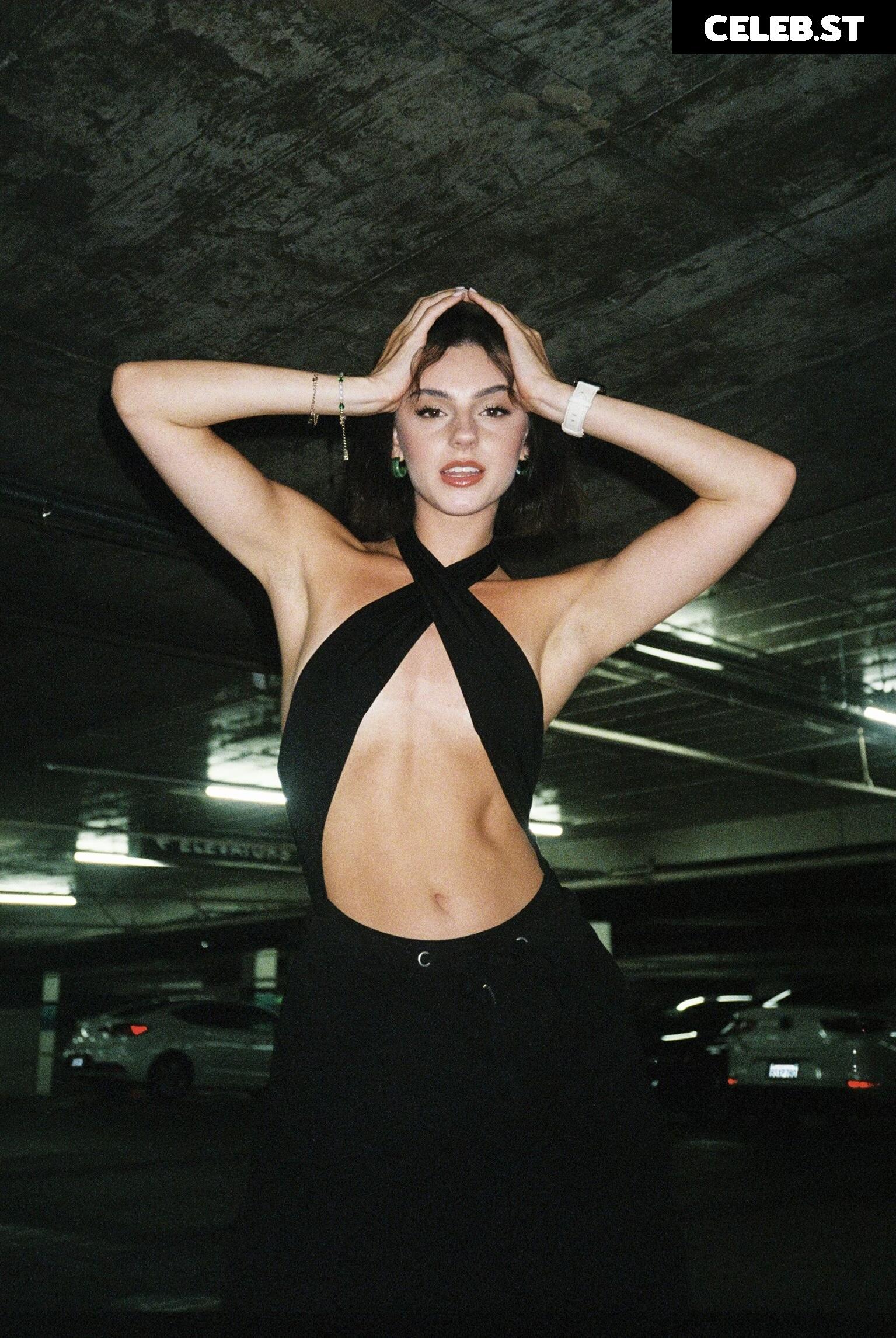 Savannah Demers Image 2653503