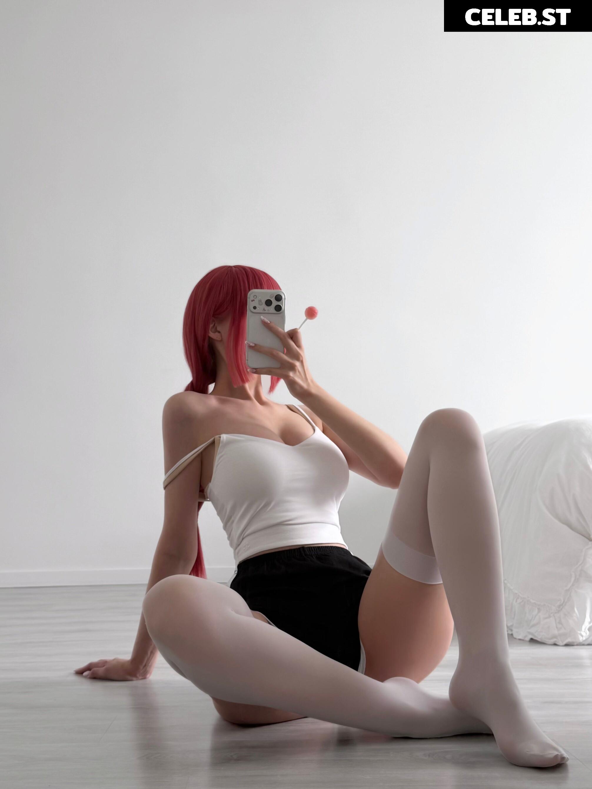 Julia Majch | Jiascos Image 26596060