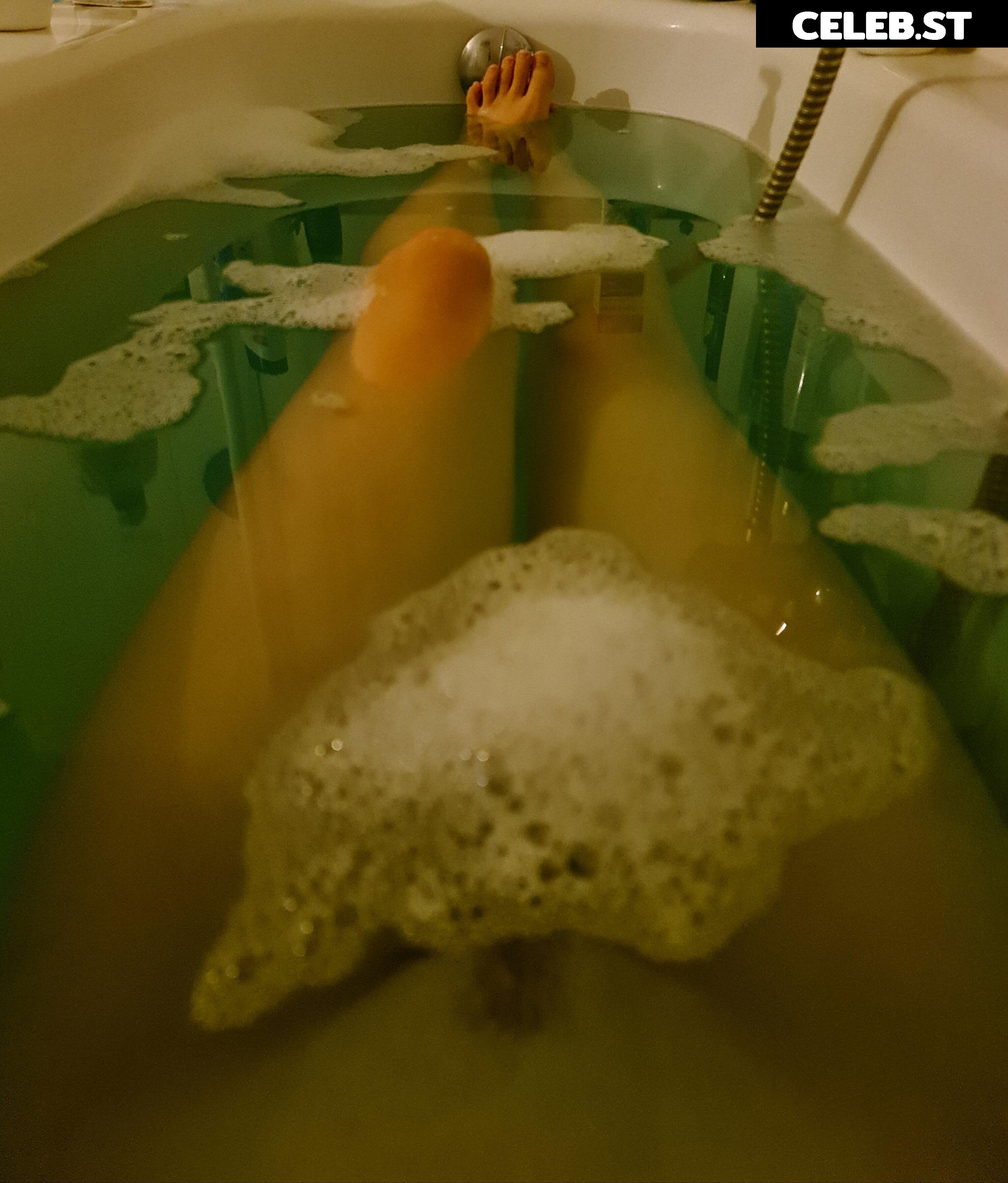 lil_hanne Image 2658464