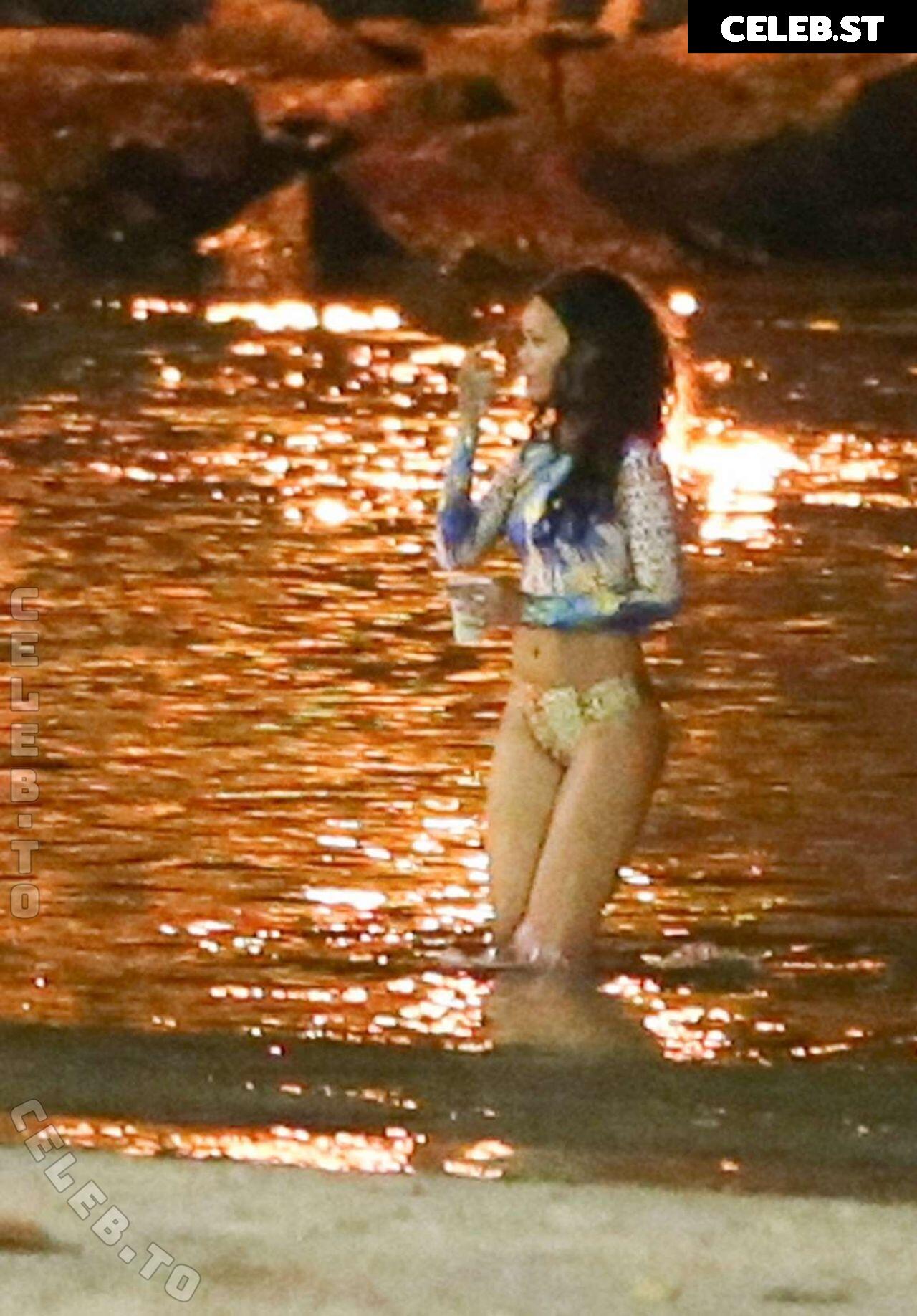 Rihanna Image 26476047