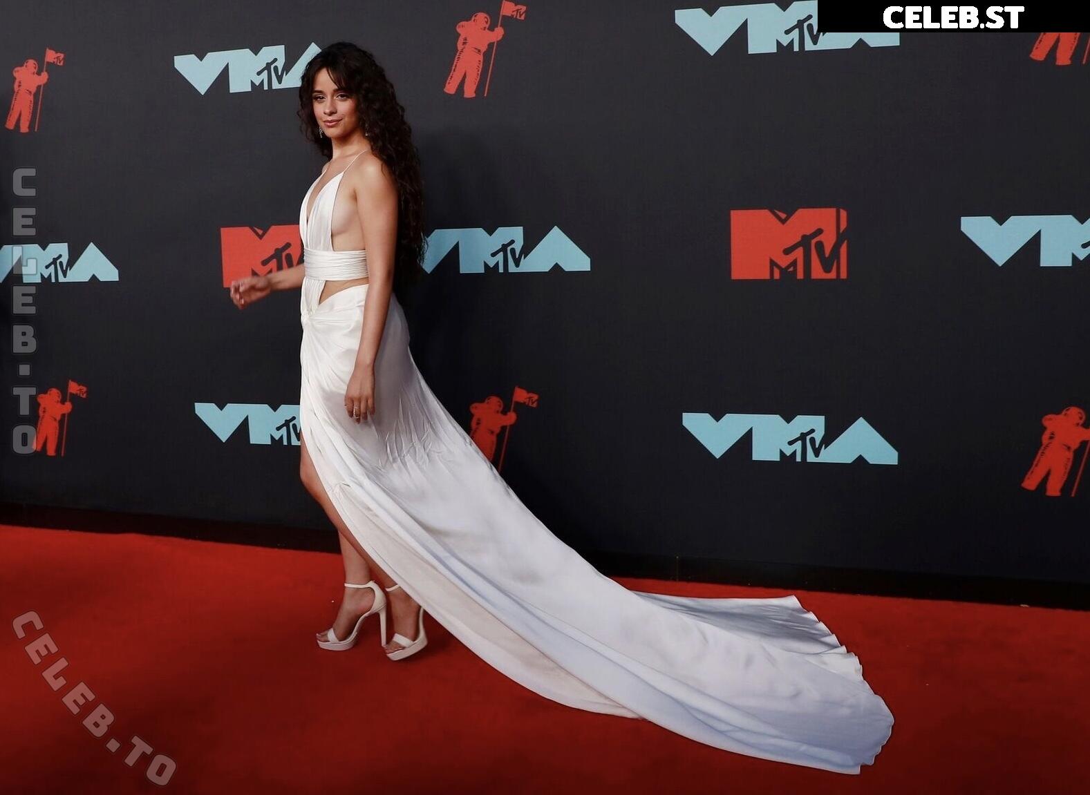Camila Cabello Image 26472253