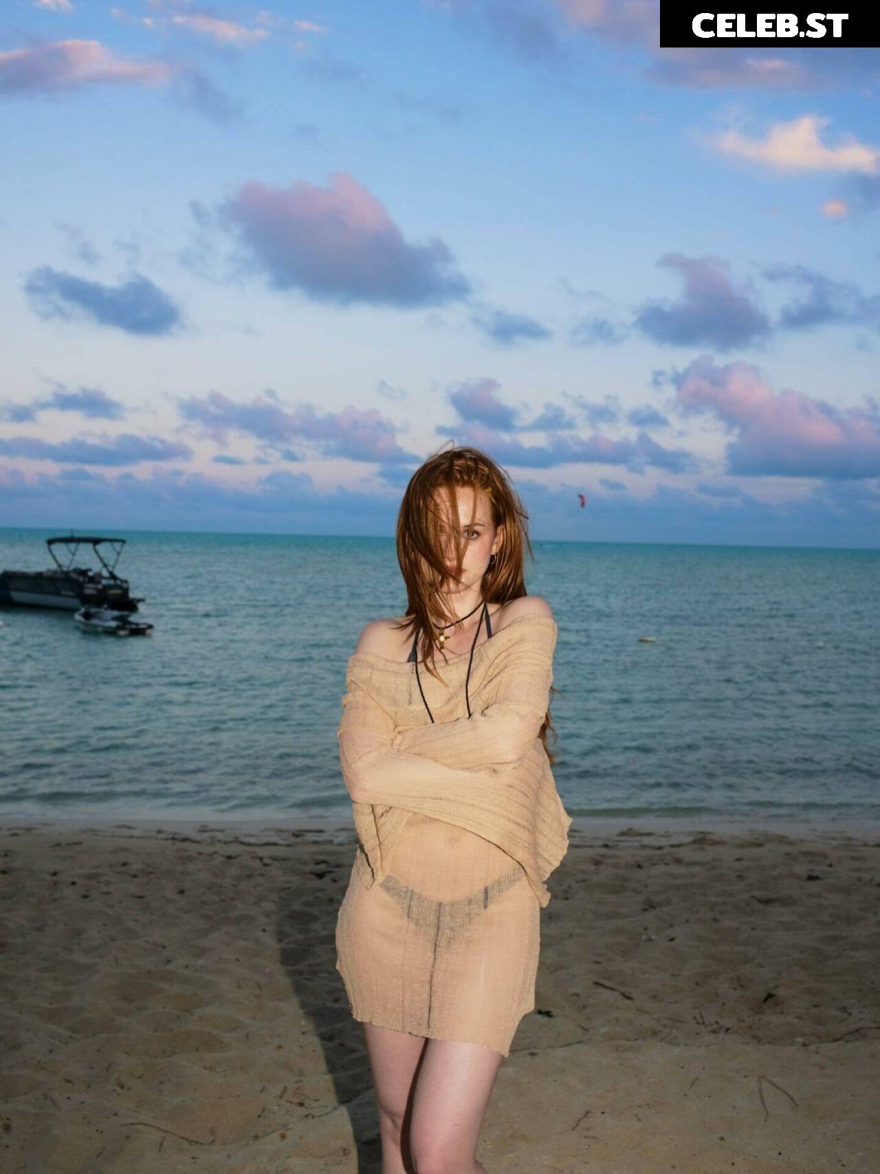 Madelaine Petsch Image 26479468