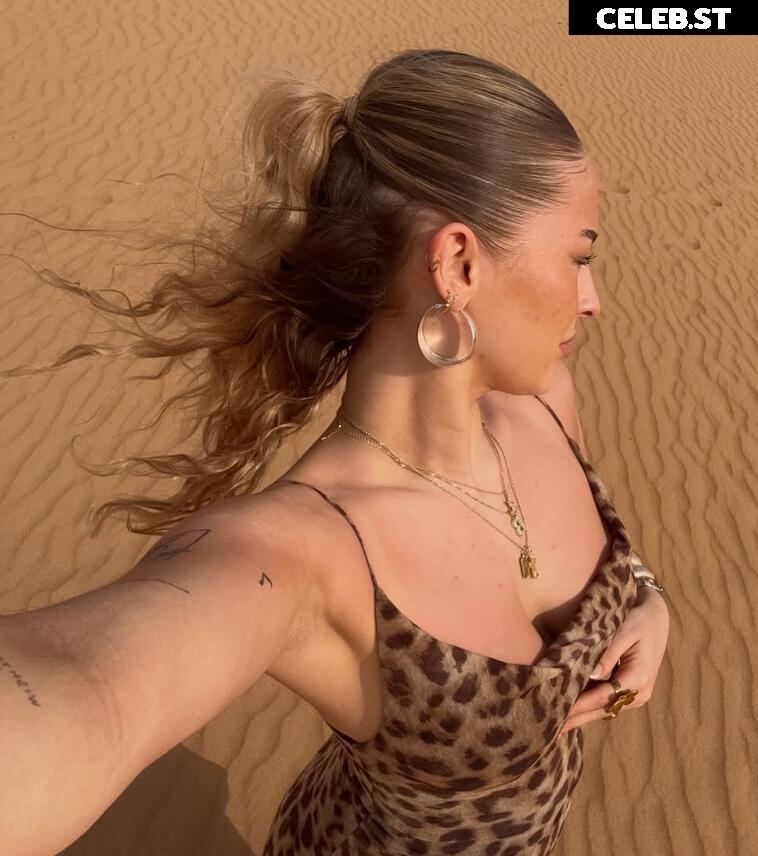 Emma Fischer Image 26424011