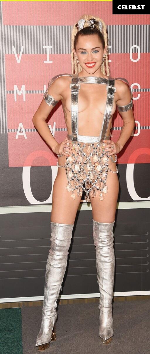 Miley Cyrus Image 26491606