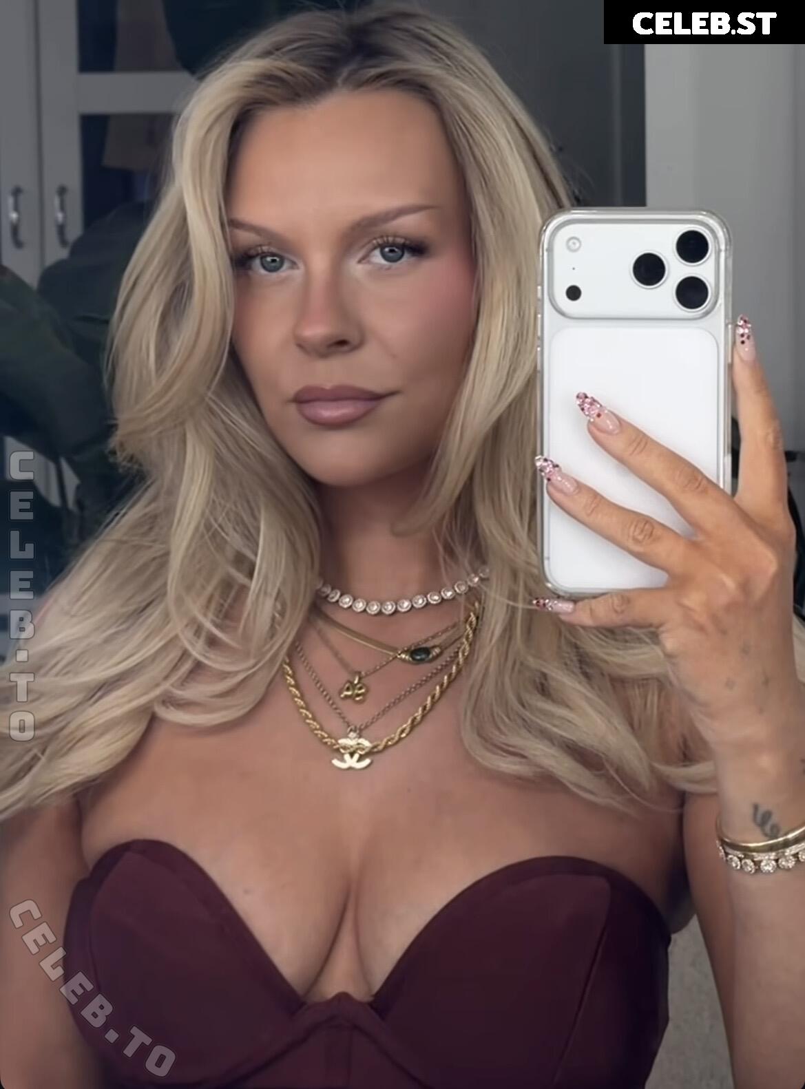 Dagi Bee Image 26488739