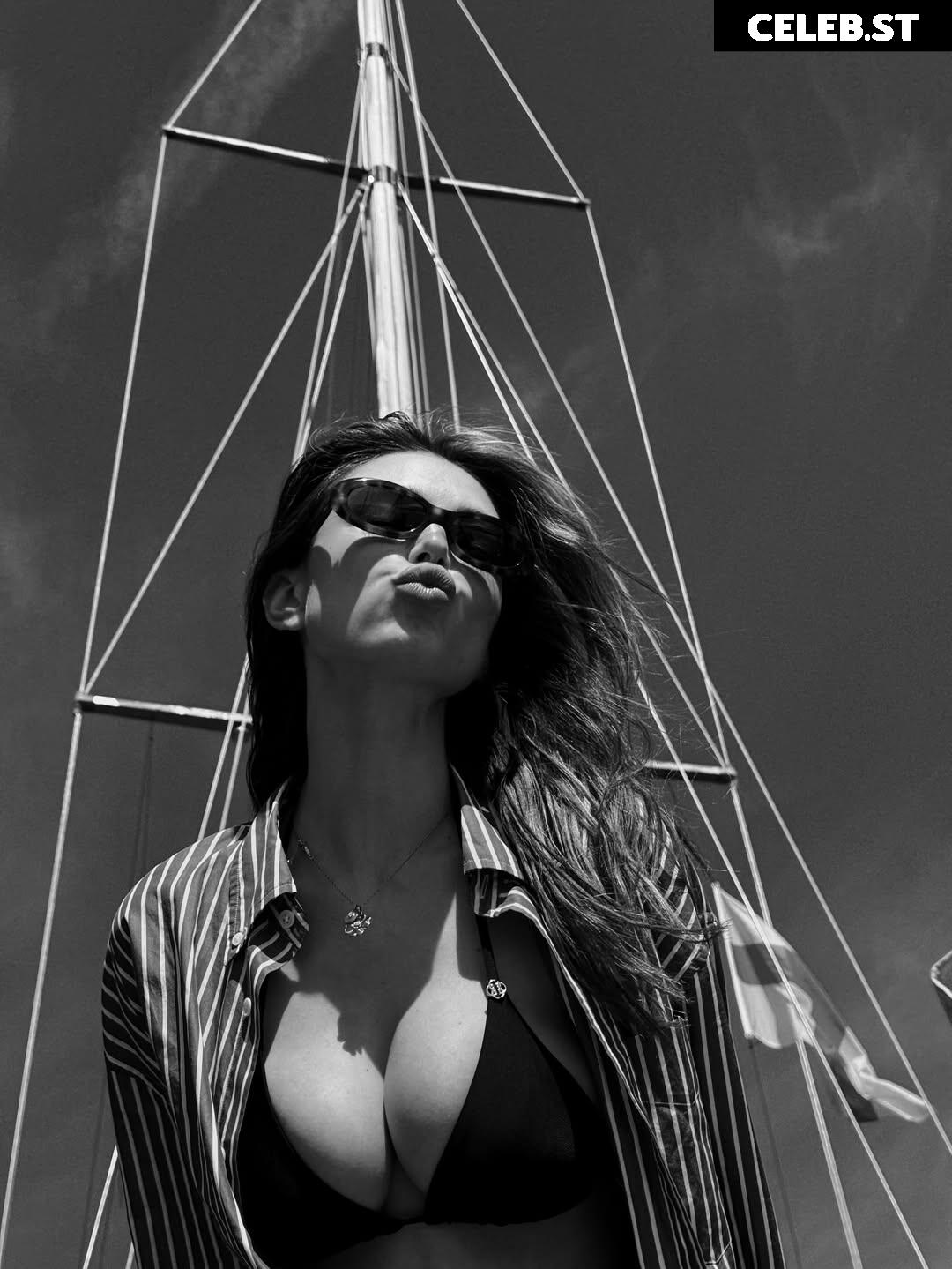 Charleen Weiss Image 26481667