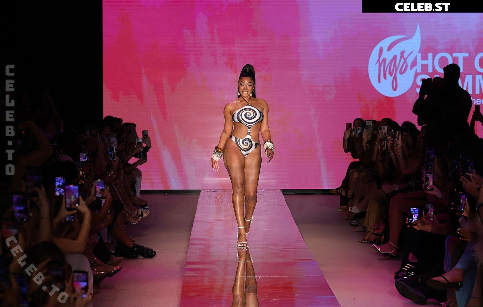 Megan thee stallion Image 26377183