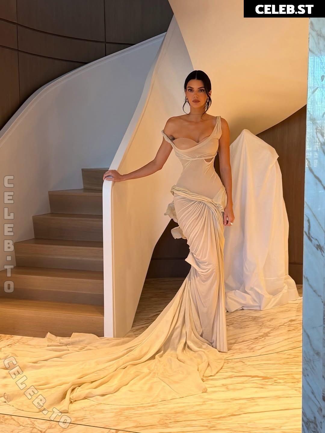 Kendall Jenner Image 26376229