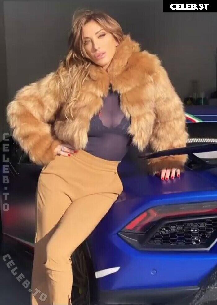 Sabrina Salerno Image 26344489
