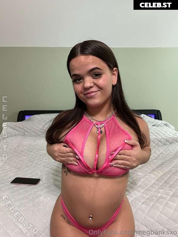 megbanksxo Image 26323869