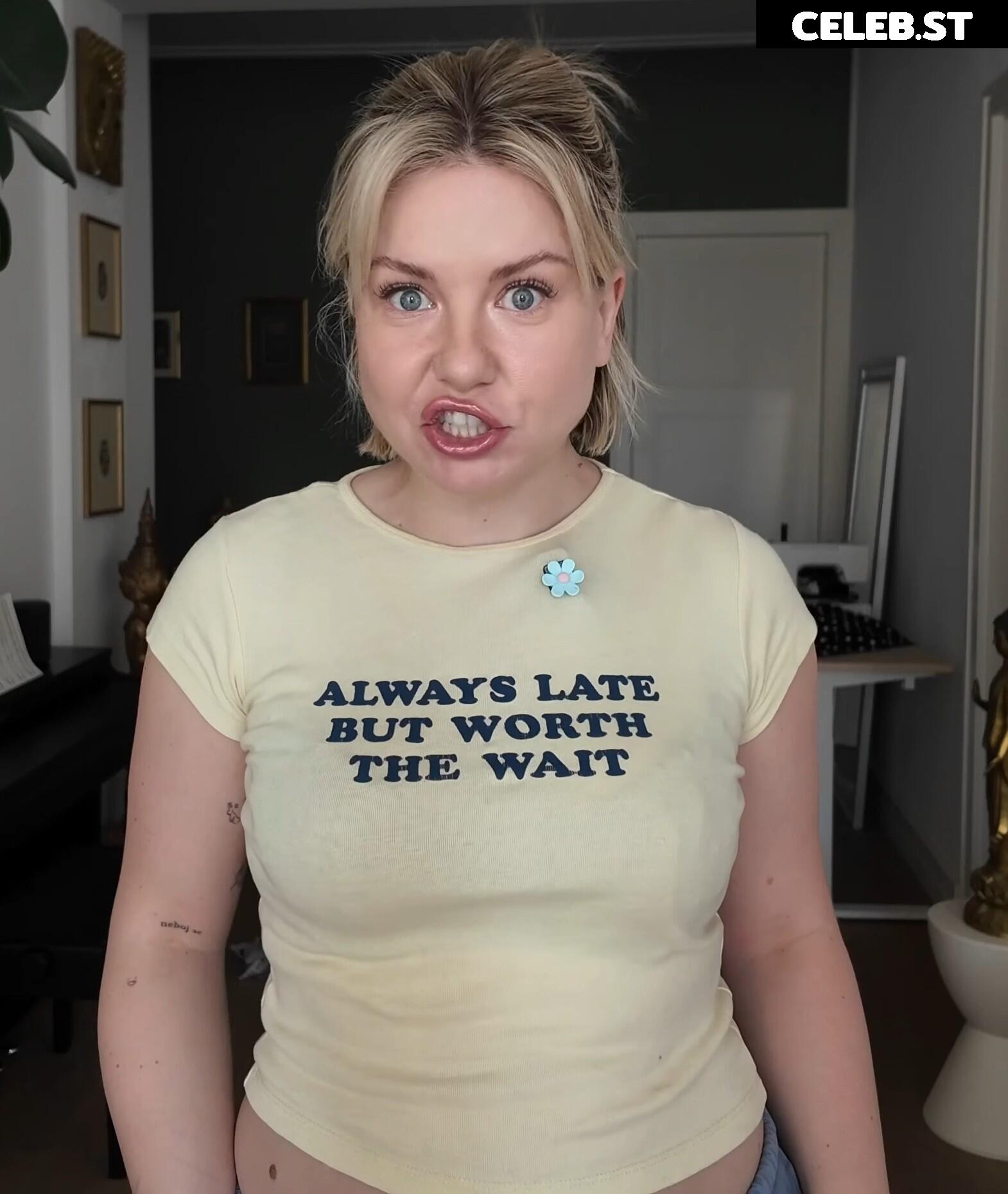 KellyMissesvlog Image 26251169