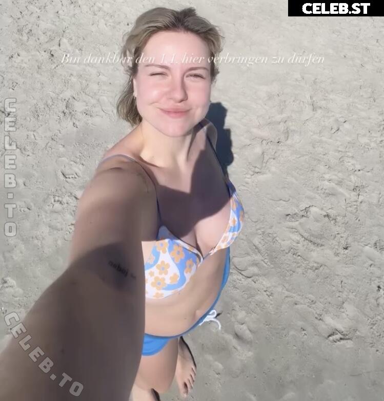 KellyMissesvlog Image 26259157