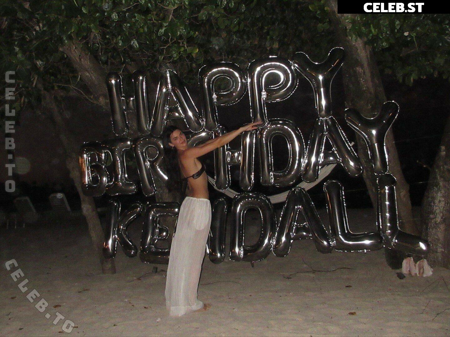 Kendall Jenner Image 26216225
