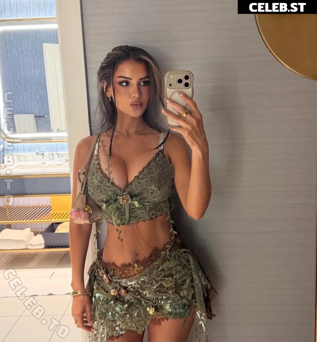 SSSniperwolf Image 26213767