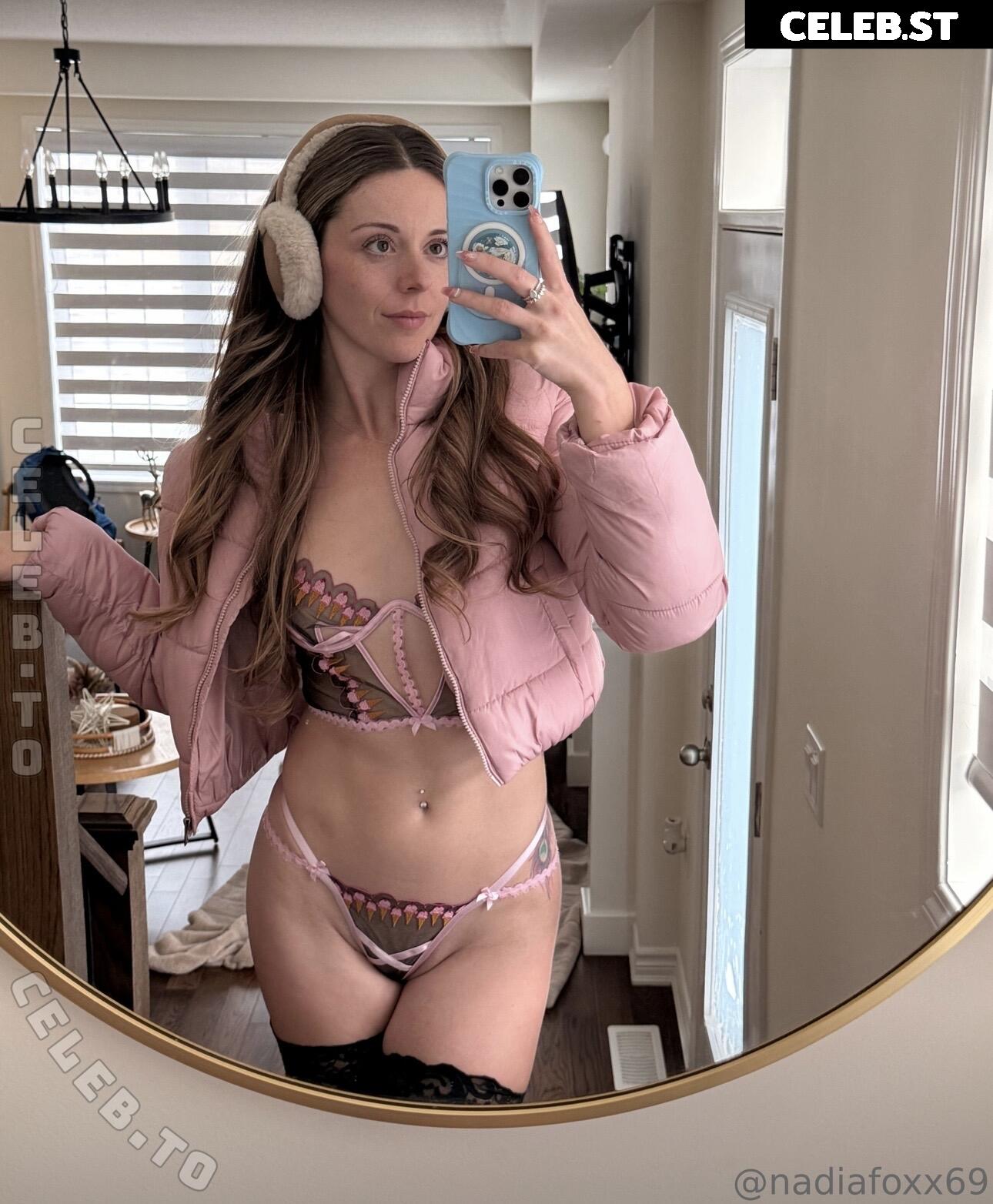Nadia Foxx Image 26209330