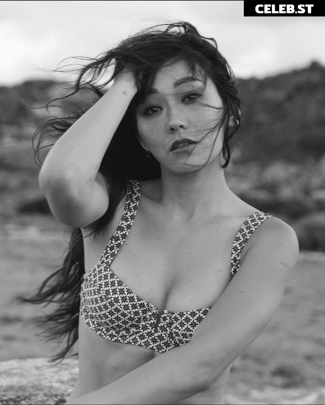 Karen Fukuhara Image 2613759