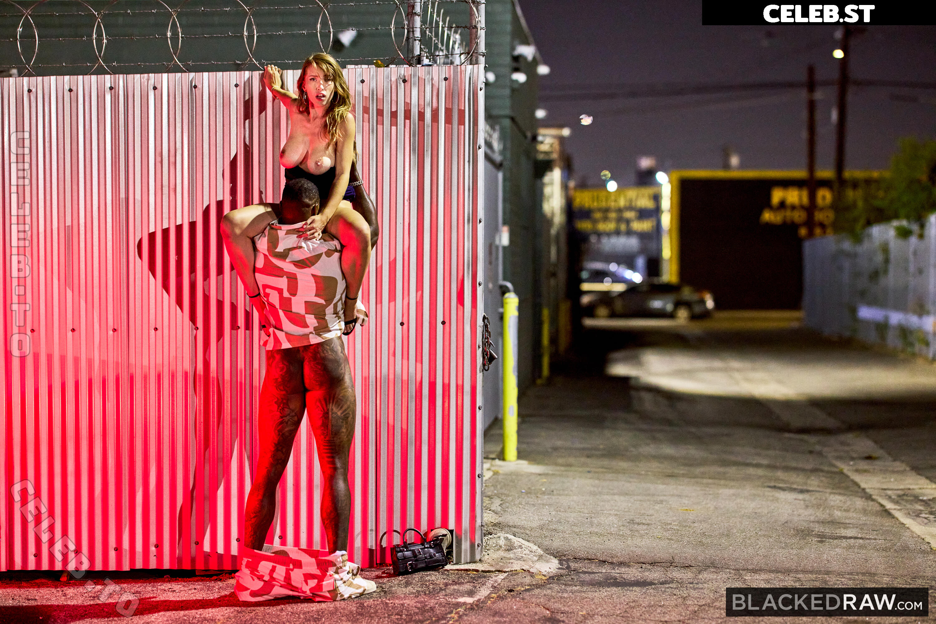 Octavia Red Image 26130958