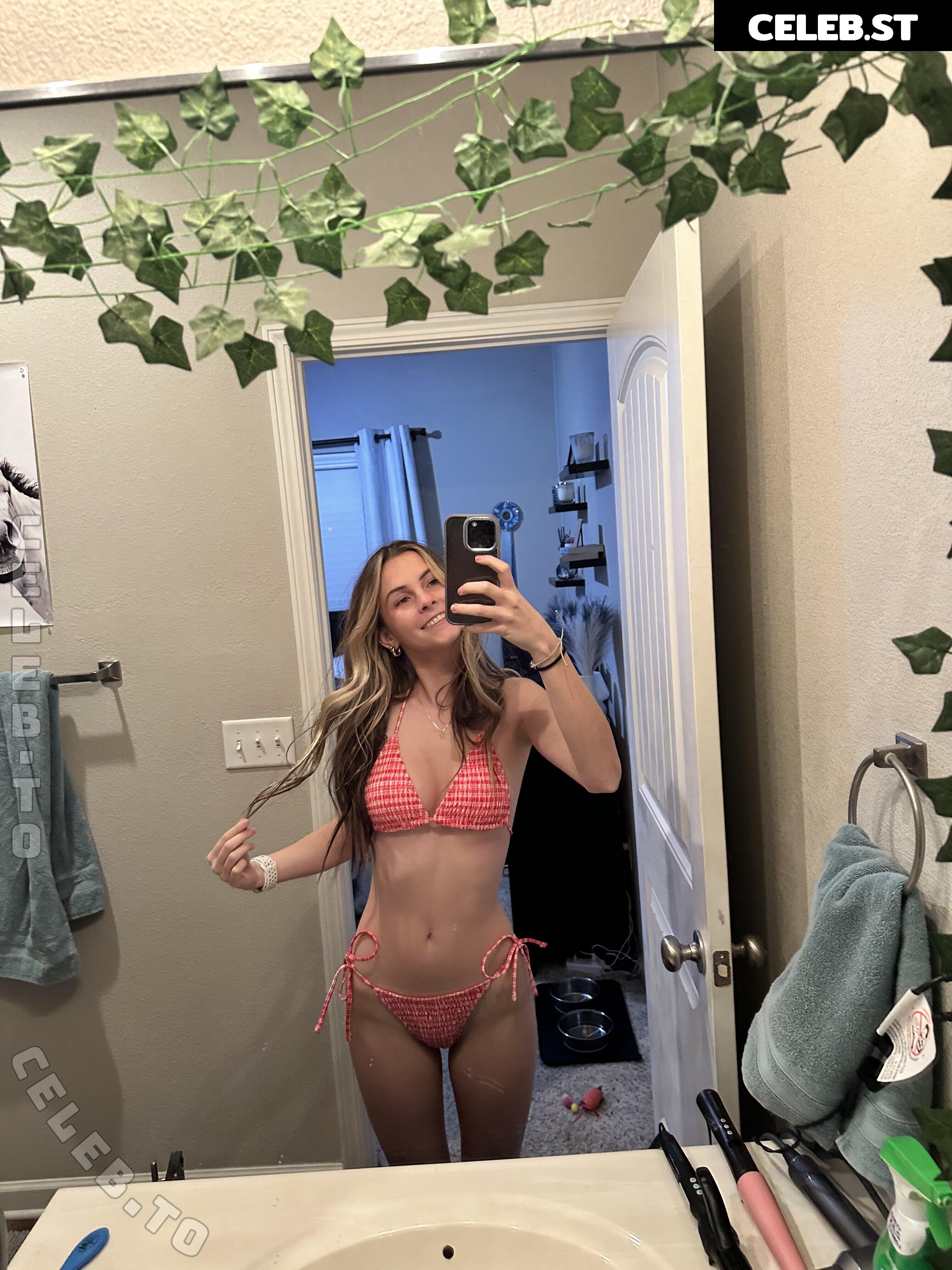 Lexi Smith Image 26192397