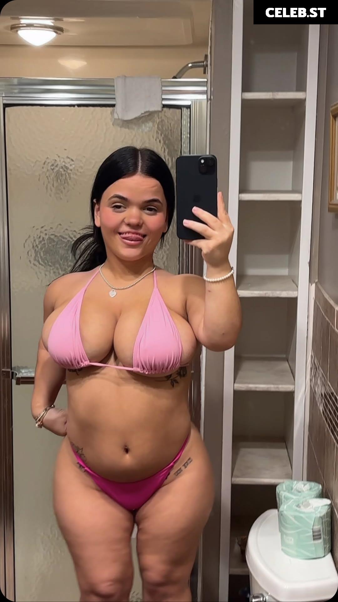 megbanksxo Image 26057416