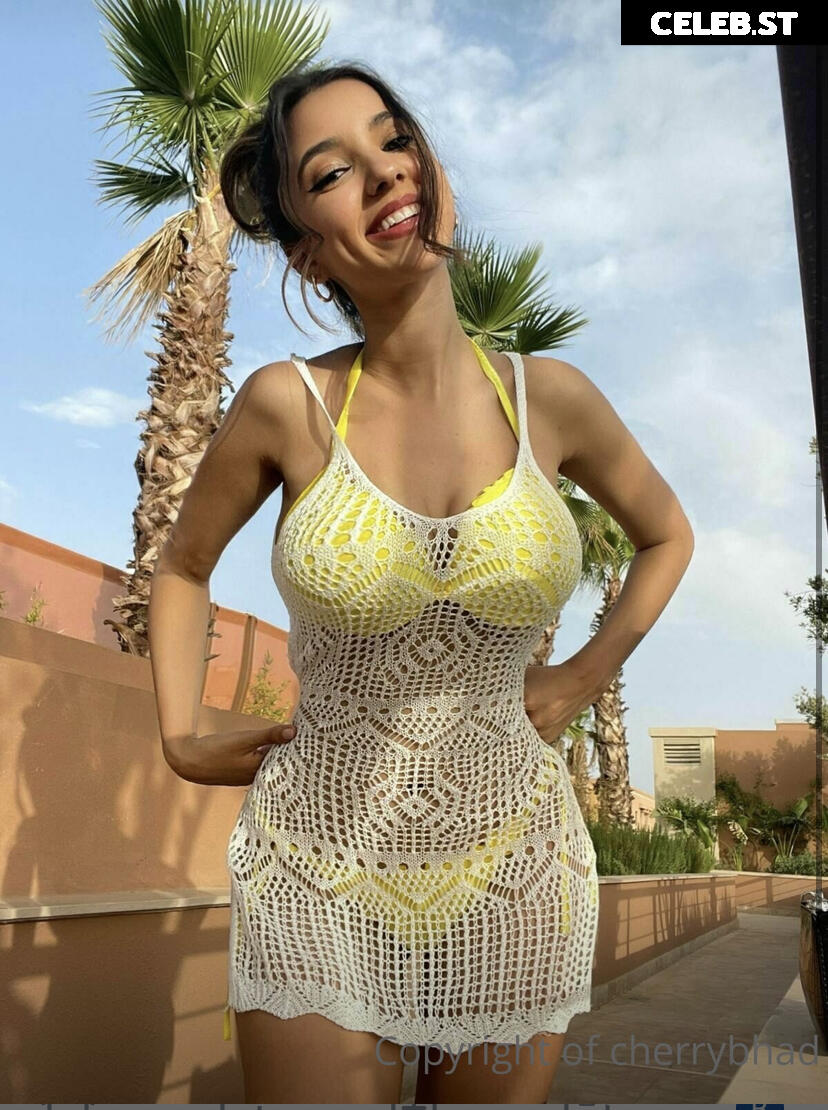 Divabhady/cherrybhady Image 26020915